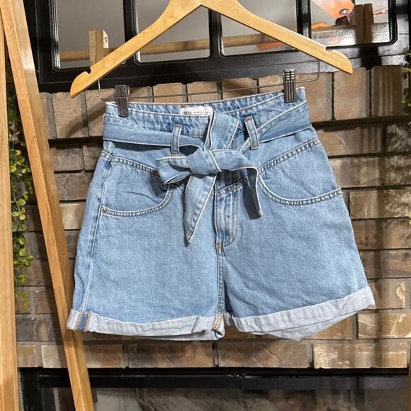 Zara Pants - Zara High Rise Light Wash Shorts Paperbag Shorts Womens Sz 2 Denim Belted Casual